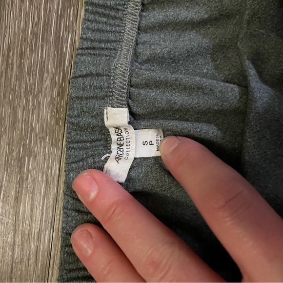 Ardene basic shorts romper grey and white small - Picture 4 of 4